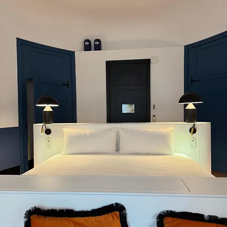 Divino & 4* Figueres (Girona)