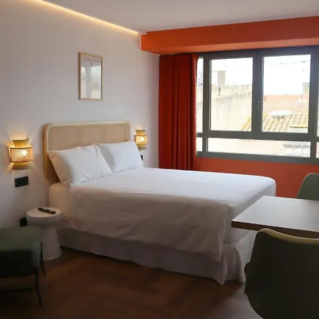 Divino & 4* Figueras