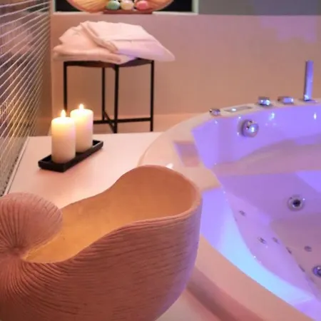 Hotel Divino By Fimedhotels 4*