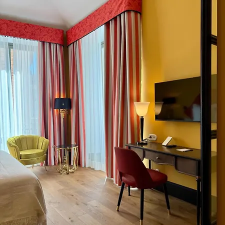 Hotel Divino By Fimedhotels 4*