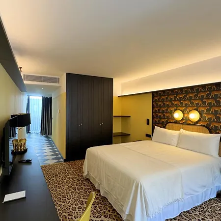 Hotel Divino By Fimedhotels 4*